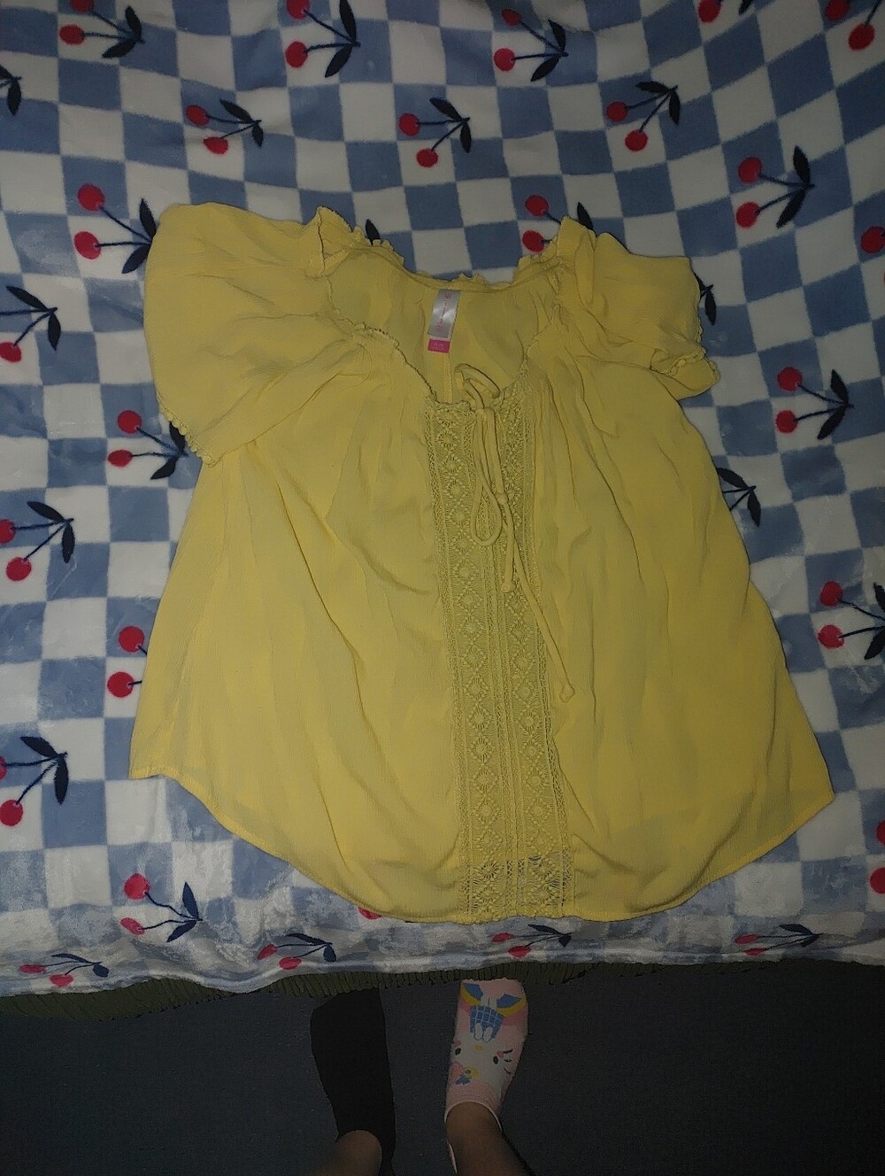 Yellow Women's Short-Sleeve Crochet Front Blouse